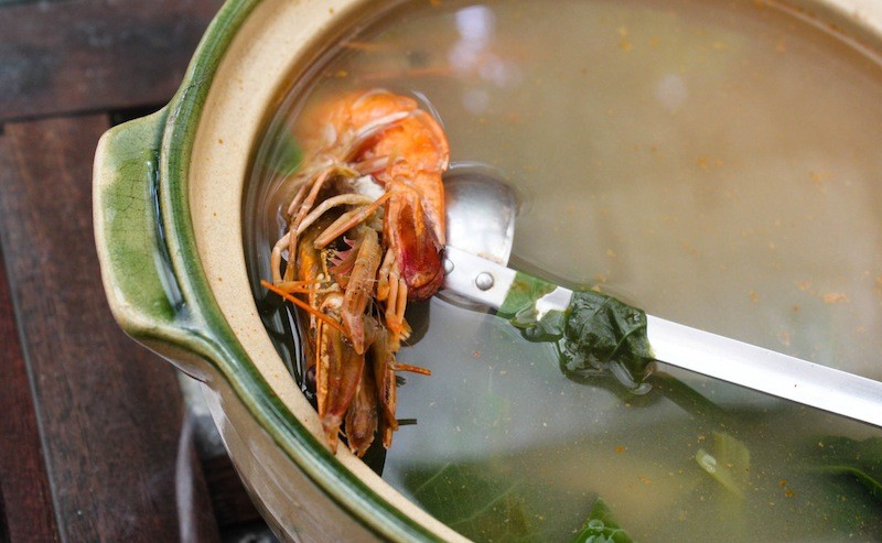 sinigang na hipon shrimp tamarind soup
