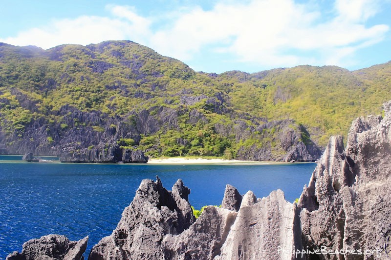 View of Tapiutan Island from Matinloc Shrine