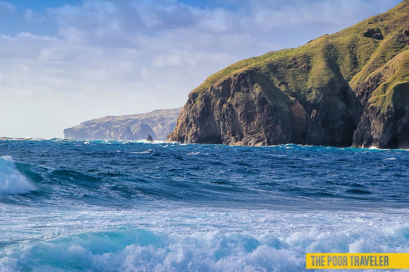 The cliff on the south end of the boulder beach.