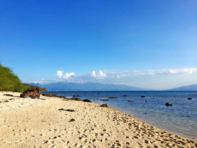 tourist spot in batangas beach