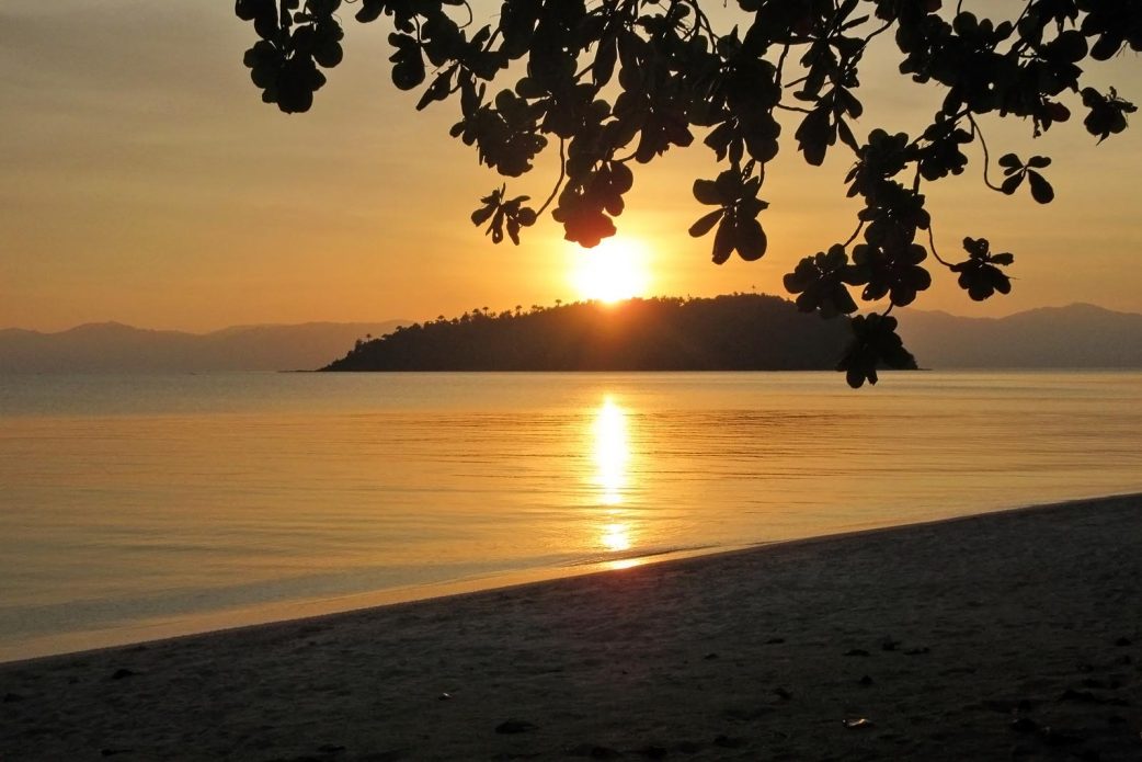9 Tourist Spots for Your ROMBLON ITINERARY - Philippine Beach Guide