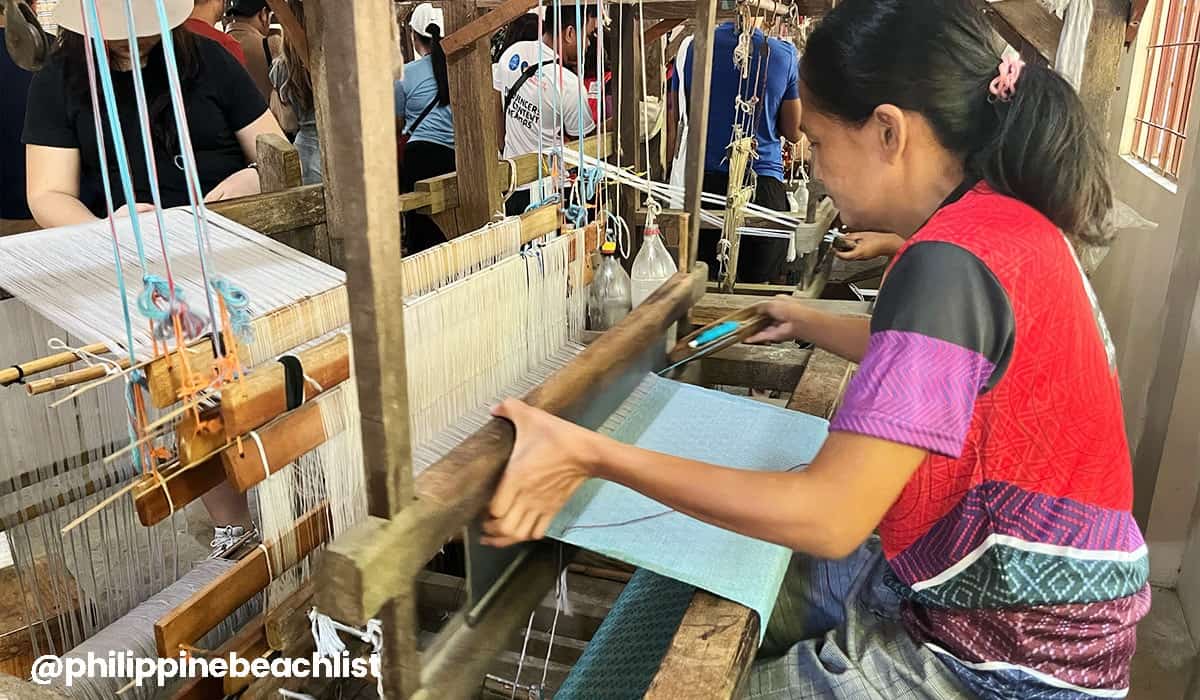 Nagbacalan Loom Weaving